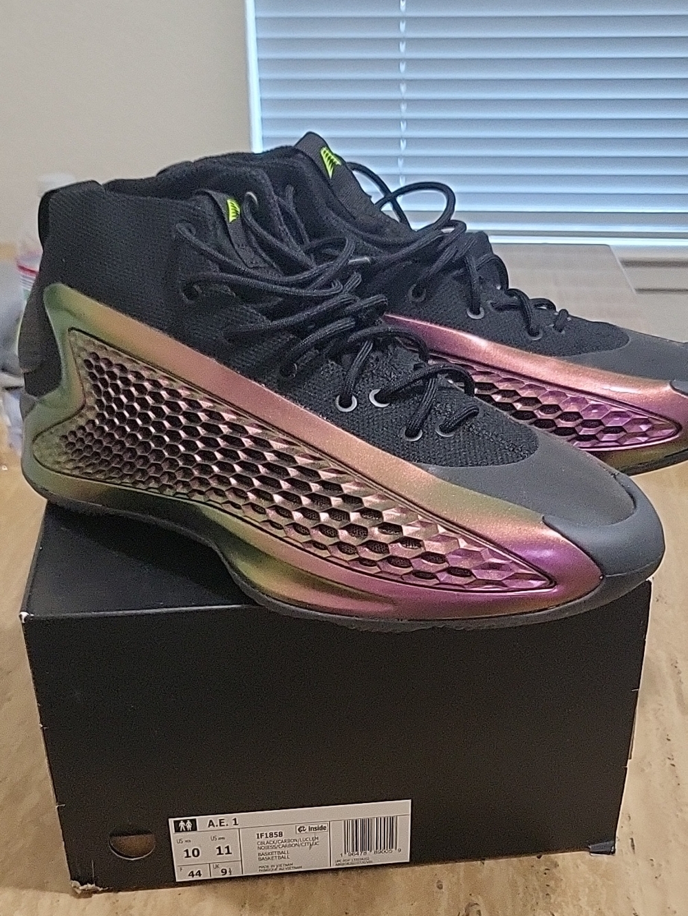 A.E 1 Iridescent Honeycomb Basketball Shoes - Black with Pink/Gold Shift